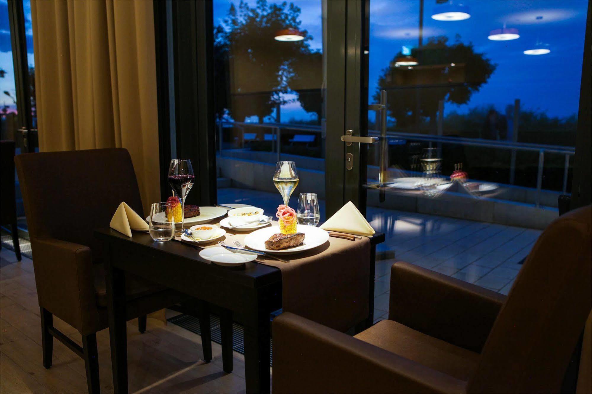 Seetelhotel Kaiserstrand Beachhotel Χέρινγκσντορφ Εξωτερικό φωτογραφία